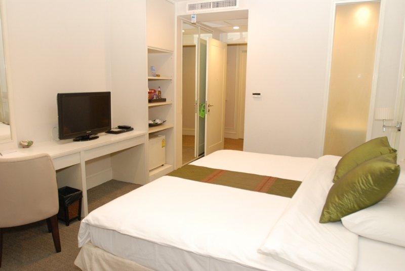 Aphrodite Inn Bangkok Esterno foto