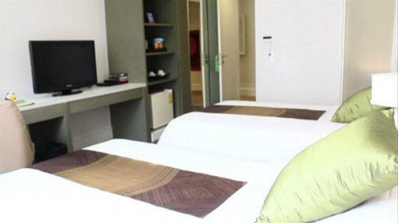 Aphrodite Inn Bangkok Esterno foto